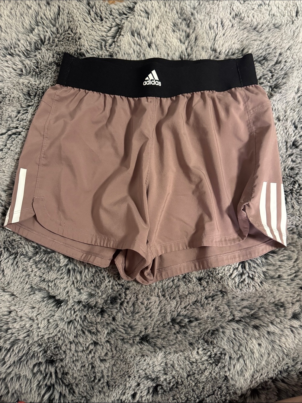 ✨🌸adidas mauve athletic shorts🌸✨